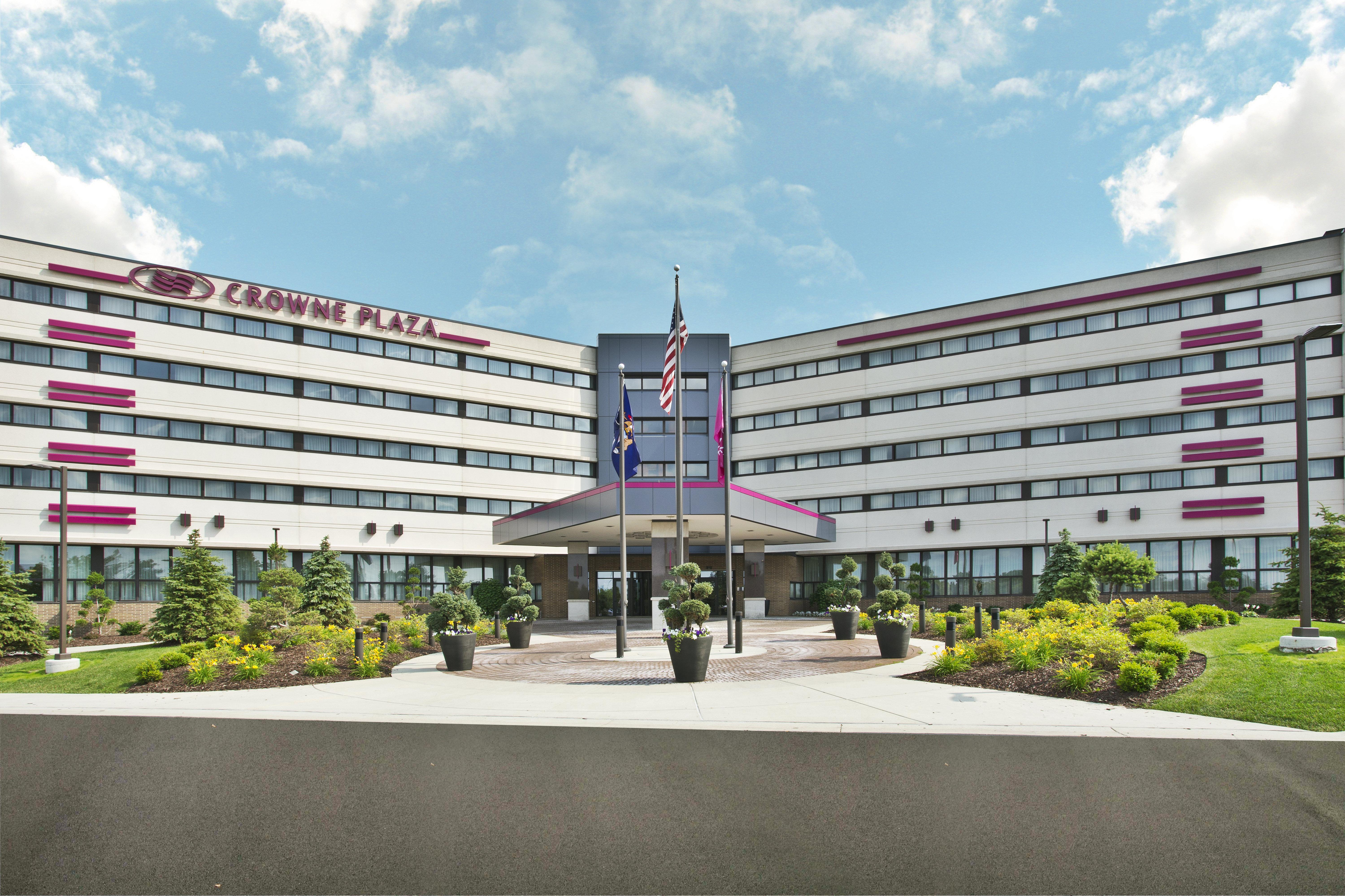 Crowne Plaza Lansing By Ihg Hotel Ngoại thất bức ảnh