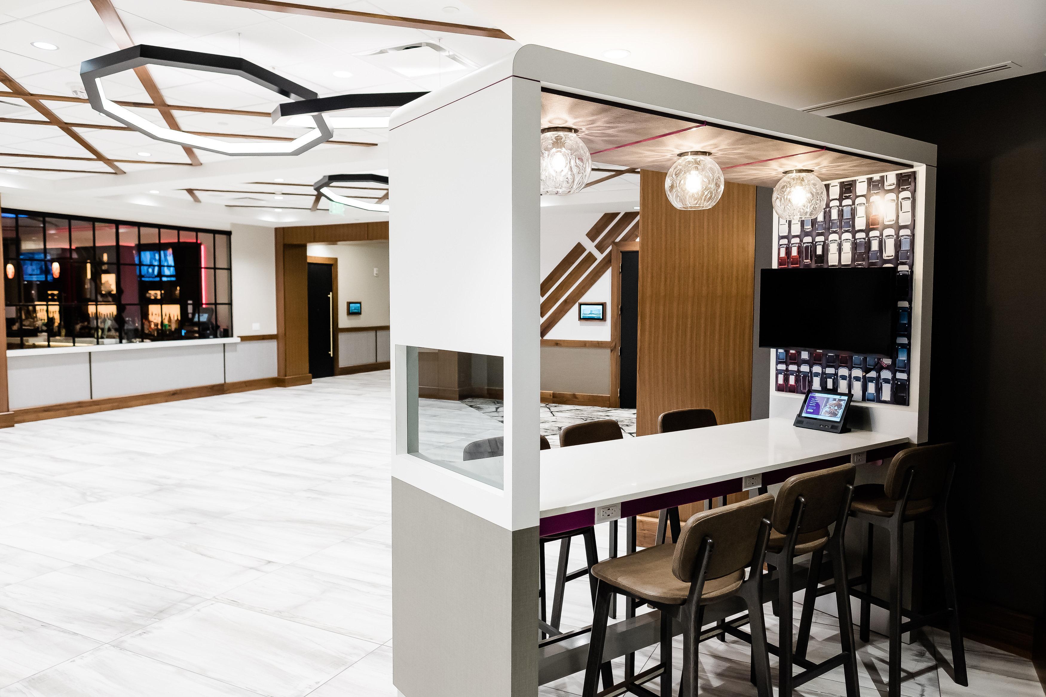 Crowne Plaza Lansing By Ihg Hotel Ngoại thất bức ảnh