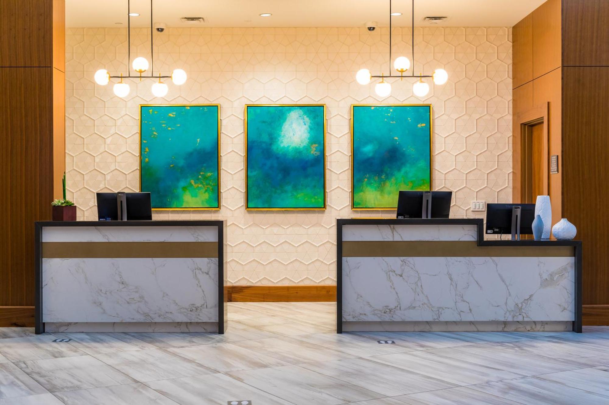 Crowne Plaza Lansing By Ihg Hotel Ngoại thất bức ảnh